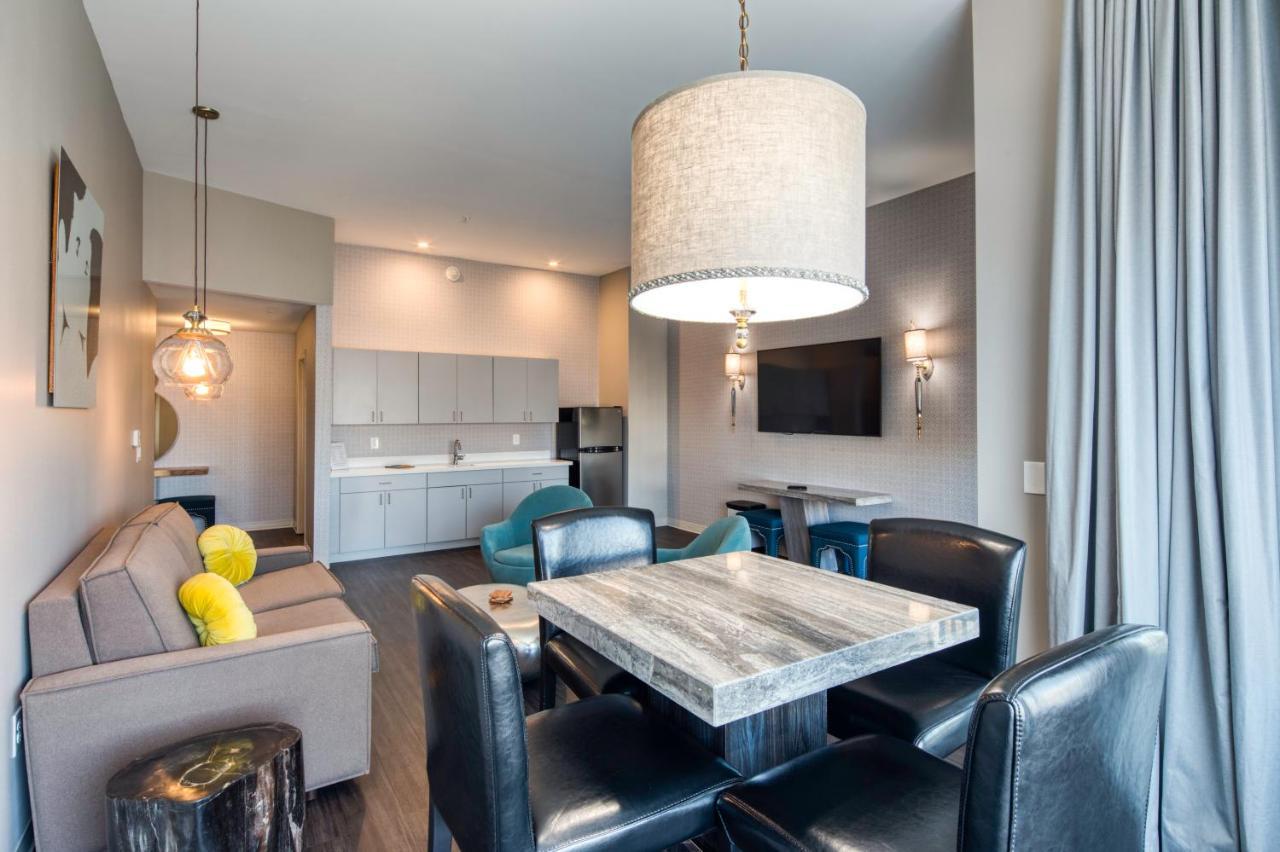 Holiday Inn Express & Suites - Charlotte - South End By Ihg Kültér fotó