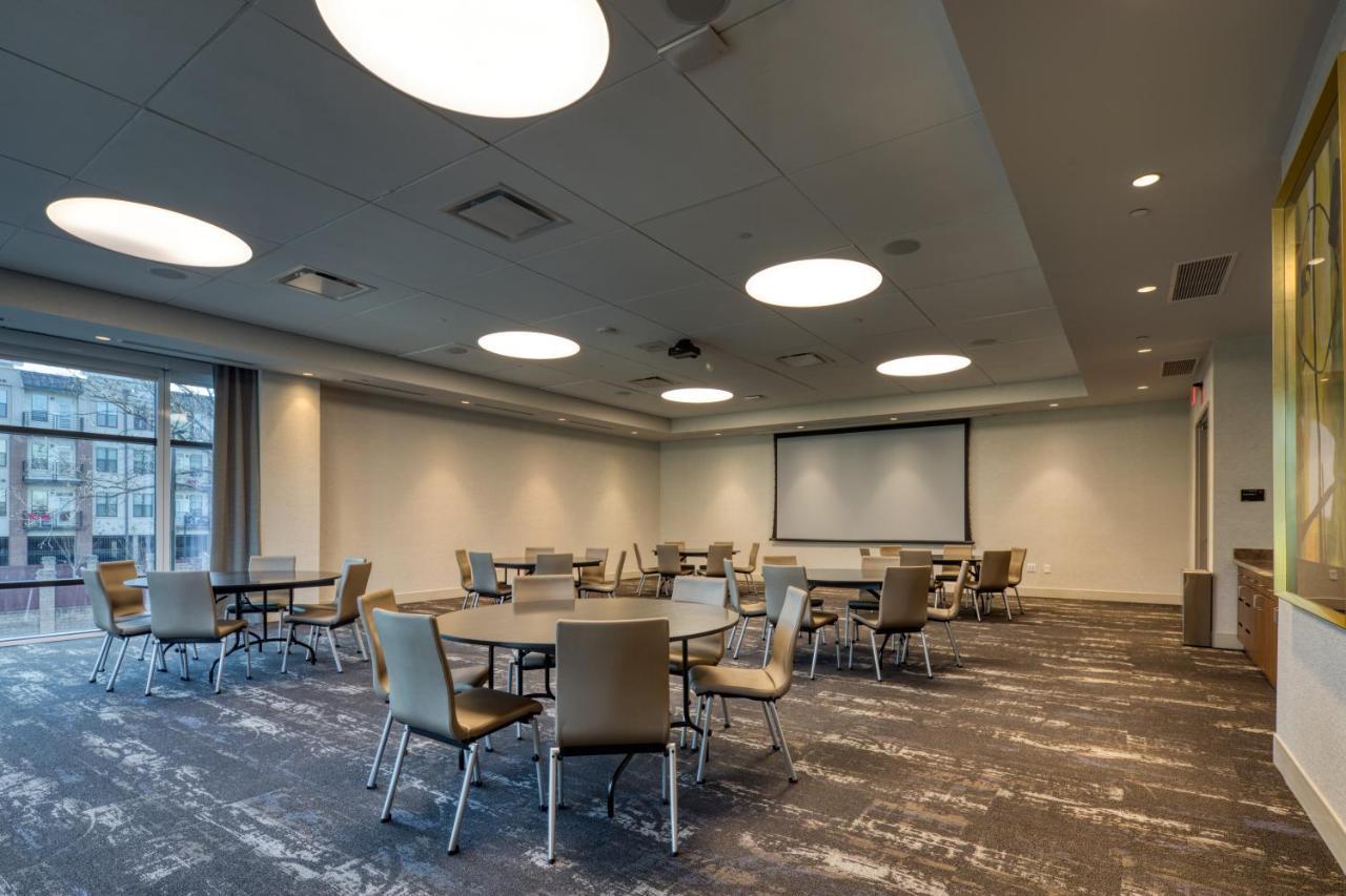 Holiday Inn Express & Suites - Charlotte - South End By Ihg Kültér fotó